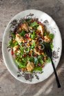 Farine de chou-fleur rôtie et pois chiches aux échalotes sauvages — Photo de stock