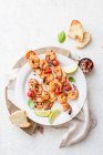 Grilled shrimp and tomato skewers — Stock Photo