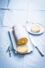 Sponge roll with pumpkin — Stock Photo