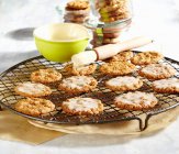 Biscuits au pain d'épice Cobourg avec brosse à glaçons — Photo de stock