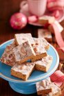 Nuremberg gingerbread bites with icing — Stock Photo