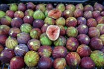 Fresh figs on display (Modena, Italy) — Stock Photo