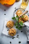 Shortcrust vegan muffins filled with a pumpkin and potato gratin — Stock Photo