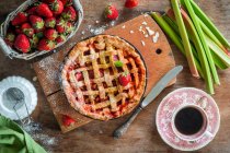 Strawberry and rhubarb lattice pie — Stock Photo