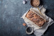 Chocolate babka with cinnamon - foto de stock