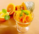 Zucca sottaceto con aceto di arancia e limone — Foto stock