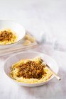 Nudeln mit Käse und Parmesan — Stockfoto