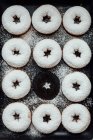Donuts com açúcar em pó — Fotografia de Stock