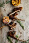 Roast lamb chops with rosemary and garlic — Stock Photo
