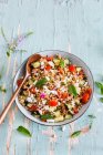 Farro-Salat mit Kirschtomaten — Stockfoto