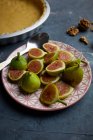 Gros plan de délicieuses figues fraîches — Photo de stock