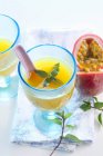 Hot passionfruit punch with white wine, honey, mandarins and mint — Stock Photo