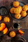 Persimmon muffins with chocolate drops — Stock Photo