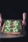 Pâtes fraîches aux épinards verts — Photo de stock