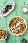 Pilaf with pumpkin, pumpkin seeds and prunes, yogurt — Fotografia de Stock