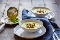 Гороховый суп с Чоризо — стоковое фото