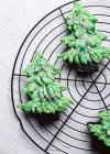 Vegan fir tree-shaped brownies with butter cream — Stock Photo