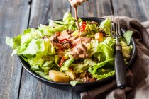 Burger Salat Cocktailsoße — Stockfoto