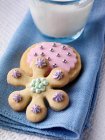 Close-up de deliciosos biscoitos caseiros cookies — Fotografia de Stock