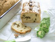 Manteiga de alho selvagem com pão de alho selvagem — Fotografia de Stock