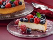 Berry cheese pie close-up view — Stock Photo