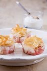 Savoury strudel muffins with beetroot and mackerel and a sour cream dip — Stock Photo