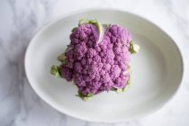 Purple cauliflower close-up view — Stock Photo