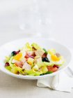 Salade nioise au thon vue rapprochée — Photo de stock