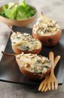 Stuffed pears with blue cheese and hazelnuts — Stock Photo