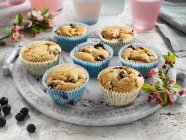Muffins aux bleuets pêchers vue rapprochée — Photo de stock