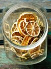 Vista de close-up de citrinos secos — Fotografia de Stock