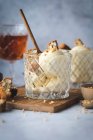 Vin Santo ice cream with almond brittle and homemade cantuccini — Stock Photo