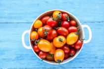 Вишневі помідори крупним планом — стокове фото