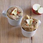 Savoury mug cakes with camembert, apple and honey — Stock Photo