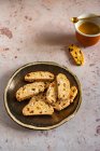Biscotti aux amandes et orange — Photo de stock