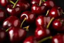 Ripe red cherries, close up — Stock Photo
