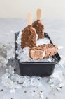 Crème glacée brownie popsicles — Photo de stock