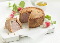 Schweinekuchen, ein Stück entfernt (UK) — Stockfoto