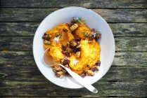 Oven-roasted pumpkin mash with chestnuts — Stock Photo