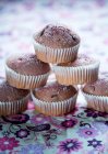 Muffins veganos de gelatina de fruta roja - foto de stock