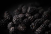 Pile of shiny fresh blackberries, closeup — Stock Photo