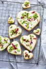 Cranberry and lemon cookies with pistachios — Stock Photo