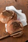 Pane croccante integrale, affettato — Foto stock