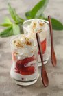 Fontainebleau (cream cheese dessert, France) with strawberries and cream — Stock Photo