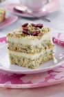 Spinach cake with cranberries — Stock Photo