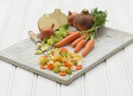 Légumes divers, certains hachés — Photo de stock