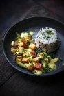Vegan turnip curry with rice — Stock Photo