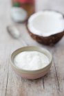 Hausgemachter Kokosjoghurt mit Agar-Agar (vegan)) — Stockfoto