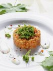 Lentil tartare with carrots, peppers, maple, and yoghurt — Stock Photo