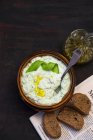 Tuffo di cetriolo con olio d'oliva — Foto stock
